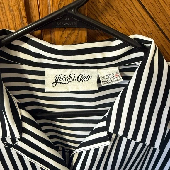 Yves St. Clair Black and White Striped Casual Shirt - Picture 2 of 3